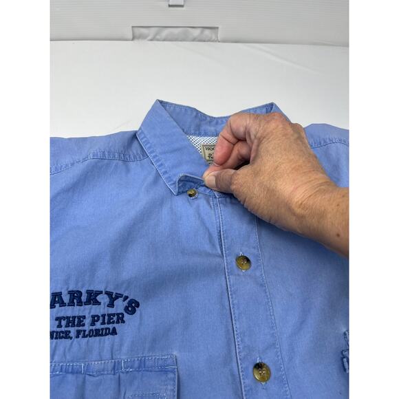 Hook & Tackle Outfitters Technical Fishing Gear Sharky's On the Pier Men's shirt - Picture 14 of 16